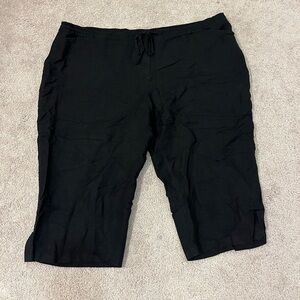 Lane Bryant Linen Blend Capri Pants